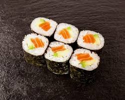 Crispy mini Sake Avocado Maki